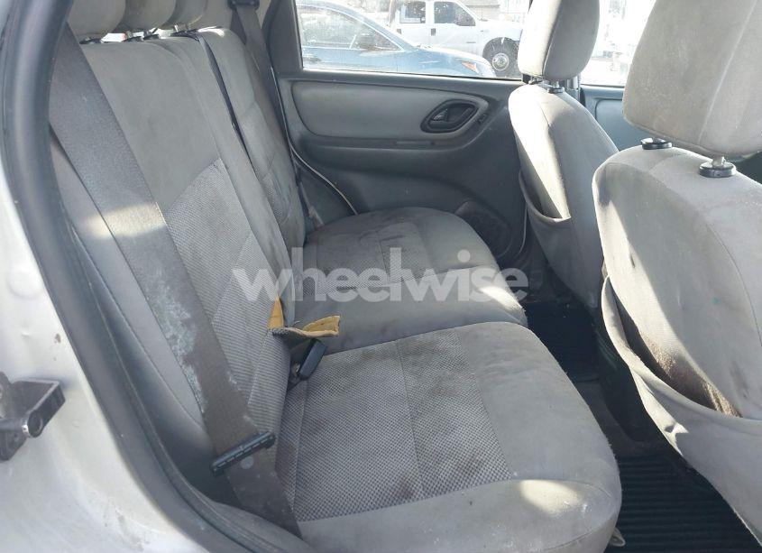 Photo 8 of 2006 Ford Escape XLT/XLT SPORT (VIN 1FMYU93106KC25110)