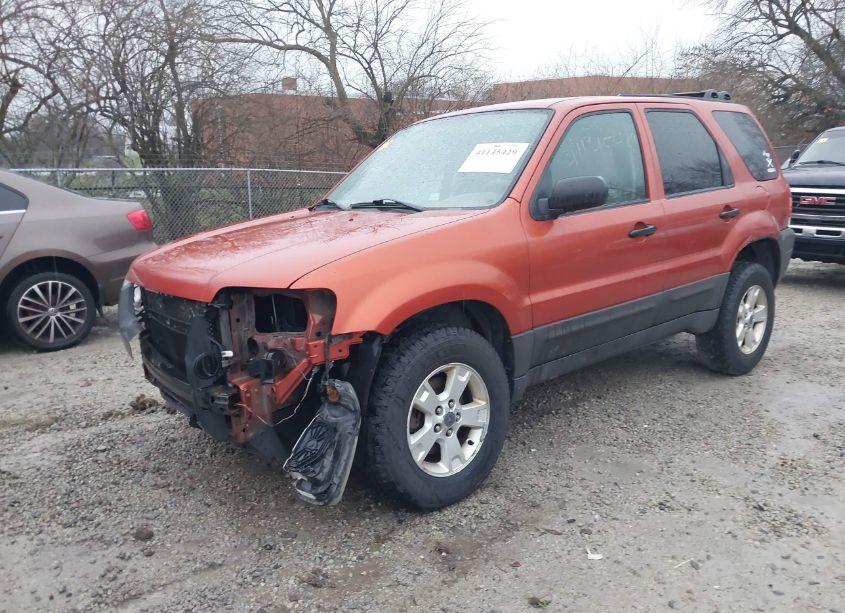 Photo 2 of 2006 Ford Escape XLT/XLT SPORT (VIN 1FMYU93106KD17687)