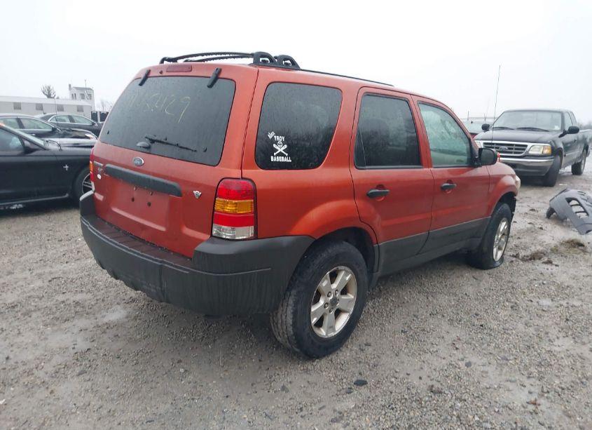 Photo 4 of 2006 Ford Escape XLT/XLT SPORT (VIN 1FMYU93106KD17687)