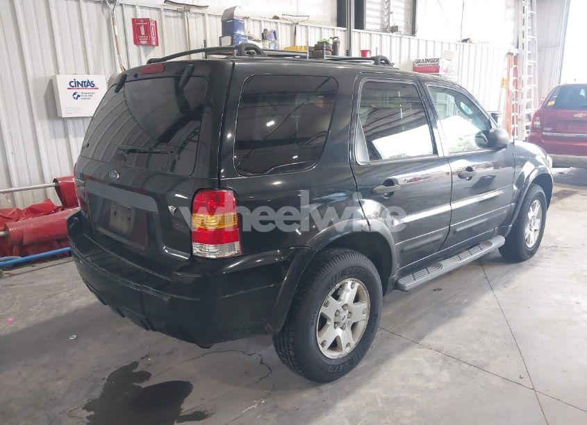 Photo 4 of 2007 Ford Escape XLT/XLT SPORT (VIN 1FMYU93107KA84752)