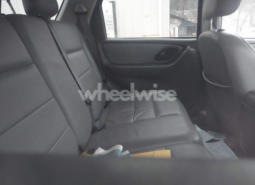 Photo 8 of 2007 Ford Escape XLT/XLT SPORT (VIN 1FMYU93107KB98184)