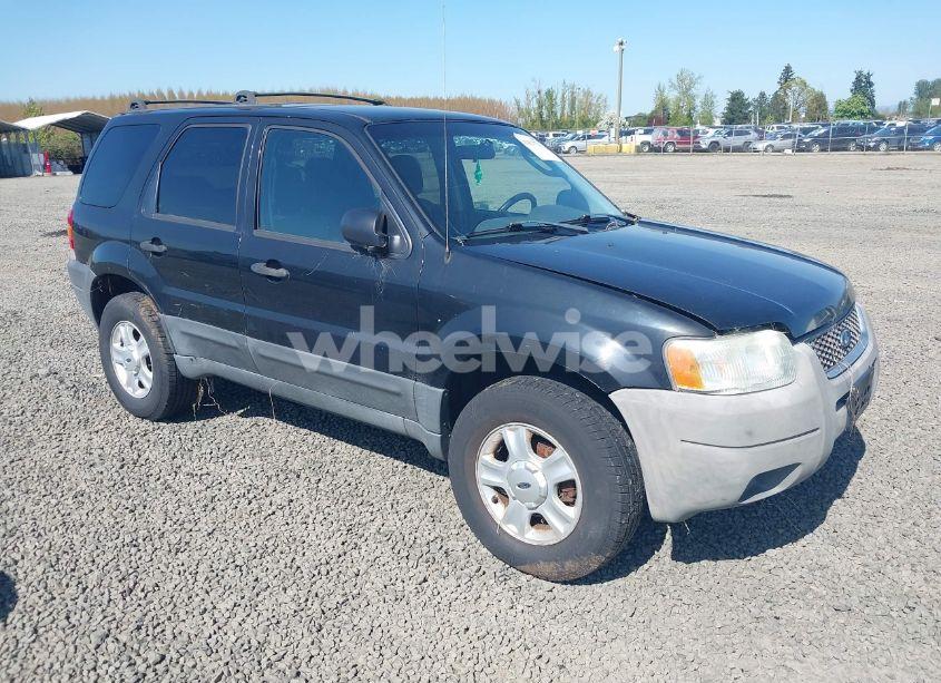 2003 Ford Escape XLT (VIN 1FMYU93113KC18744) main photo