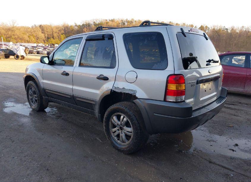 Photo 3 of 2004 Ford Escape XLT (VIN 1FMYU93114KB42606)