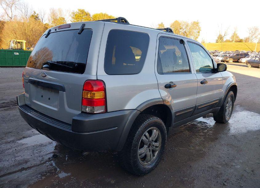 Photo 4 of 2004 Ford Escape XLT (VIN 1FMYU93114KB42606)