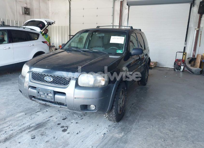 Photo 2 of 2004 Ford Escape XLT (VIN 1FMYU93114KB49698)