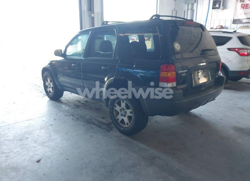 Photo 3 of 2004 Ford Escape XLT (VIN 1FMYU93114KB49698)