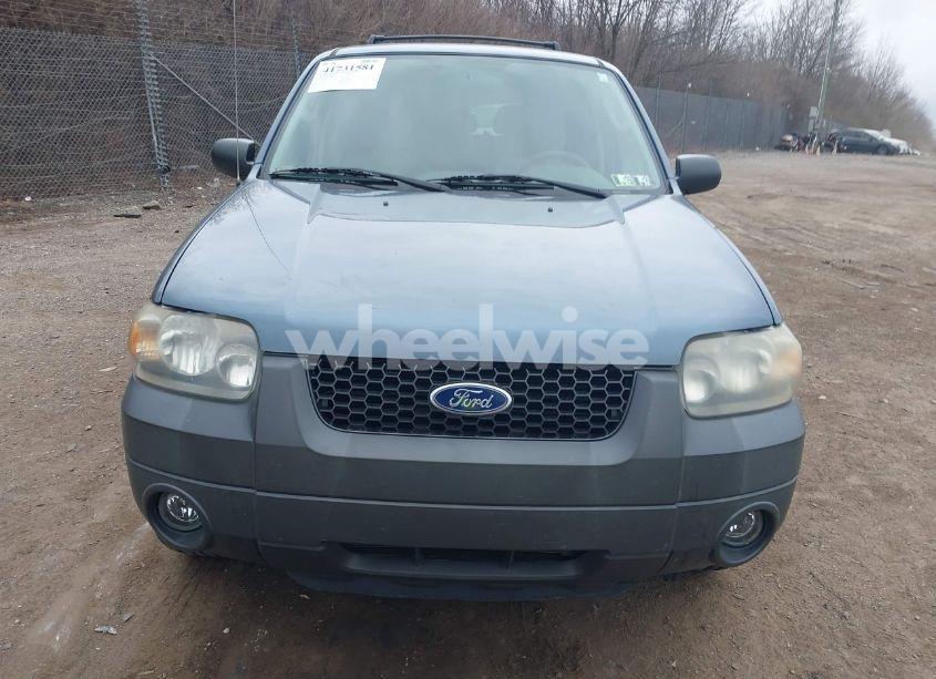 Photo 6 of 2005 Ford Escape XLT (VIN 1FMYU93115KA08907)
