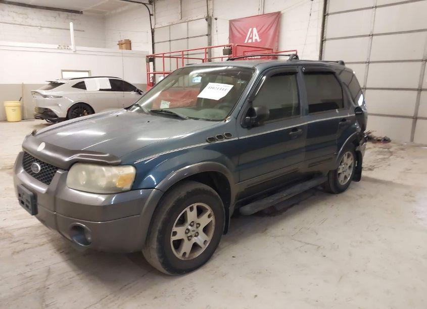 Photo 2 of 2005 Ford Escape XLT (VIN 1FMYU93115KB05430)