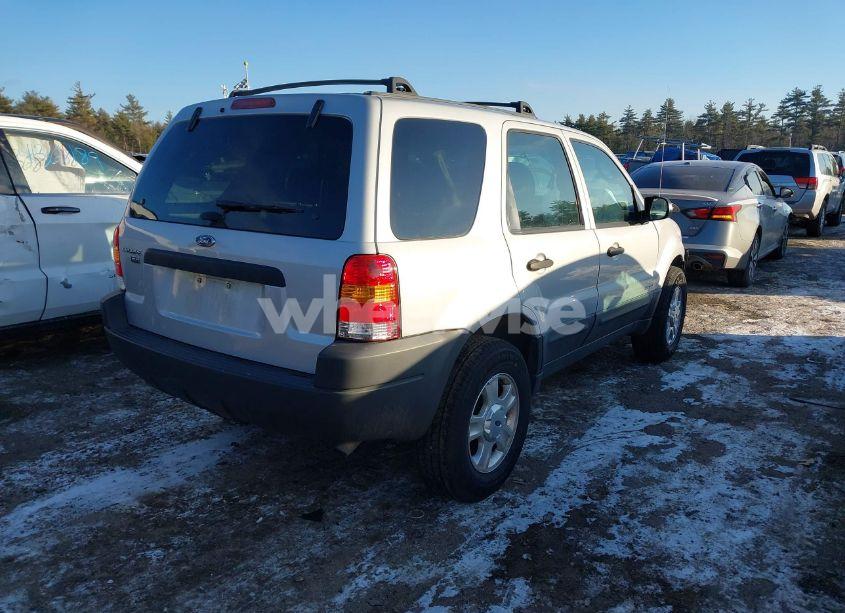 Photo 4 of 2003 Ford Escape XLT (VIN 1FMYU93123KC53504)