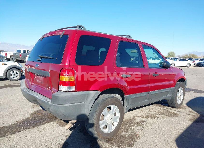 Photo 4 of 2004 Ford Escape XLT (VIN 1FMYU93124KA27643)