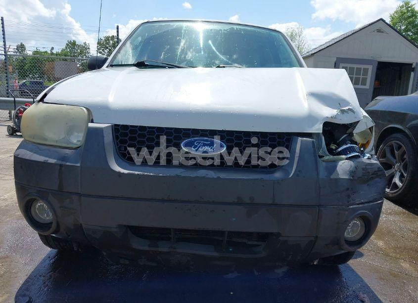 Photo 12 of 2005 Ford Escape XLT (VIN 1FMYU93125DA22612)