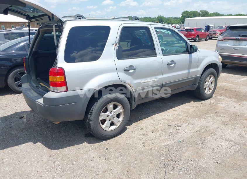 Photo 4 of 2006 Ford Escape XLT/XLT SPORT (VIN 1FMYU93126KC65933)