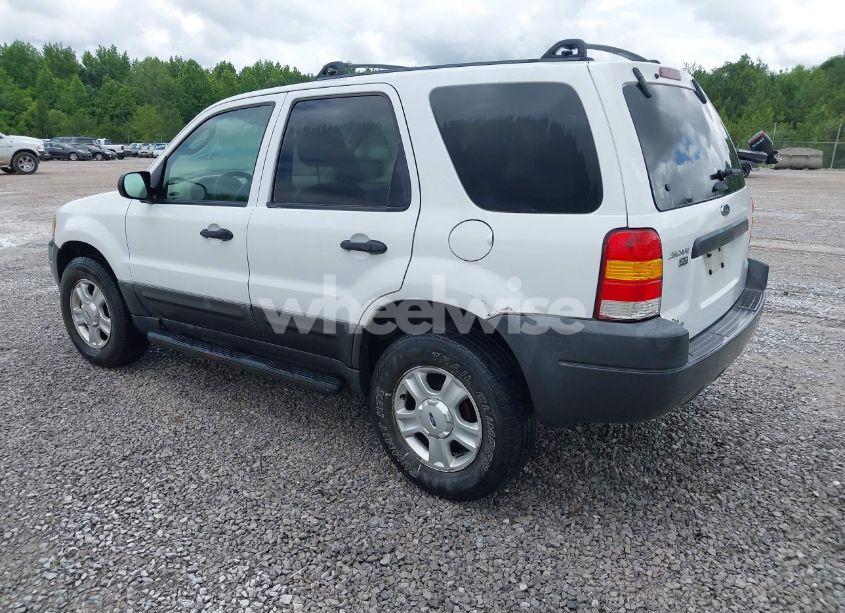 Photo 3 of 2003 Ford Escape XLT (VIN 1FMYU93133KD21454)