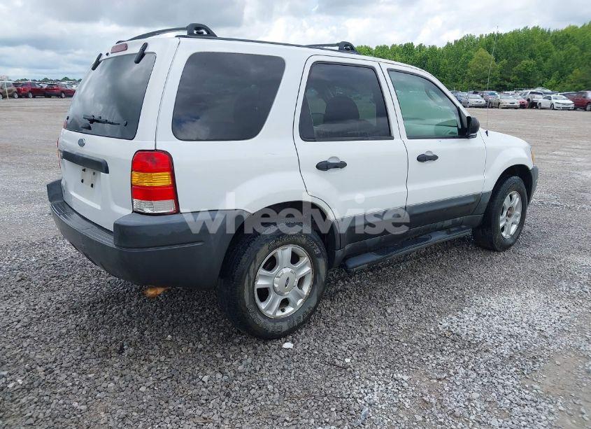 Photo 4 of 2003 Ford Escape XLT (VIN 1FMYU93133KD21454)