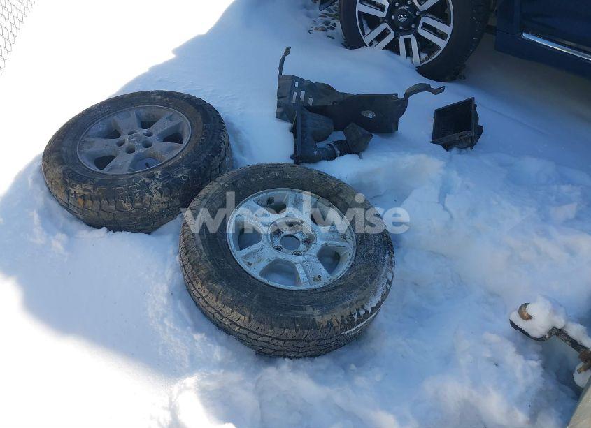 Photo 11 of 2005 Ford Escape XLT (VIN 1FMYU93135DA16740)