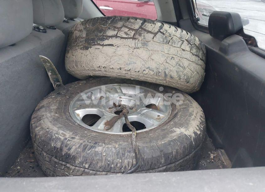 Photo 17 of 2005 Ford Escape XLT (VIN 1FMYU93135DA16740)