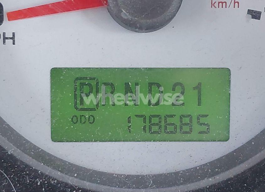 Photo 15 of 2005 Ford Escape XLT (VIN 1FMYU93135KA05037)