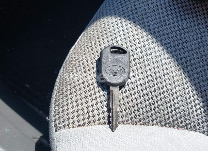 Photo 11 of 2005 Ford Escape XLT (VIN 1FMYU93135KA60636)