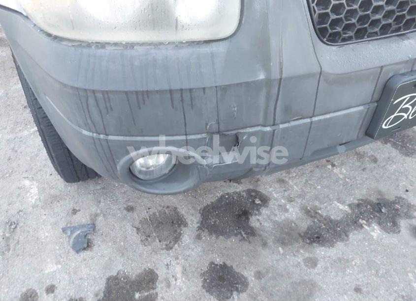 Photo 6 of 2005 Ford Escape XLT (VIN 1FMYU93135KA60636)