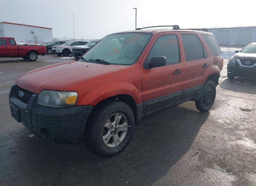 Photo 2 of 2006 Ford Escape XLT/XLT SPORT (VIN 1FMYU93136KB88456)