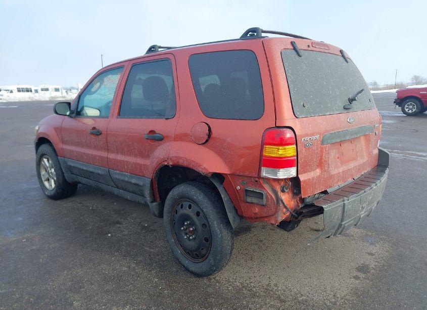Photo 3 of 2006 Ford Escape XLT/XLT SPORT (VIN 1FMYU93136KB88456)