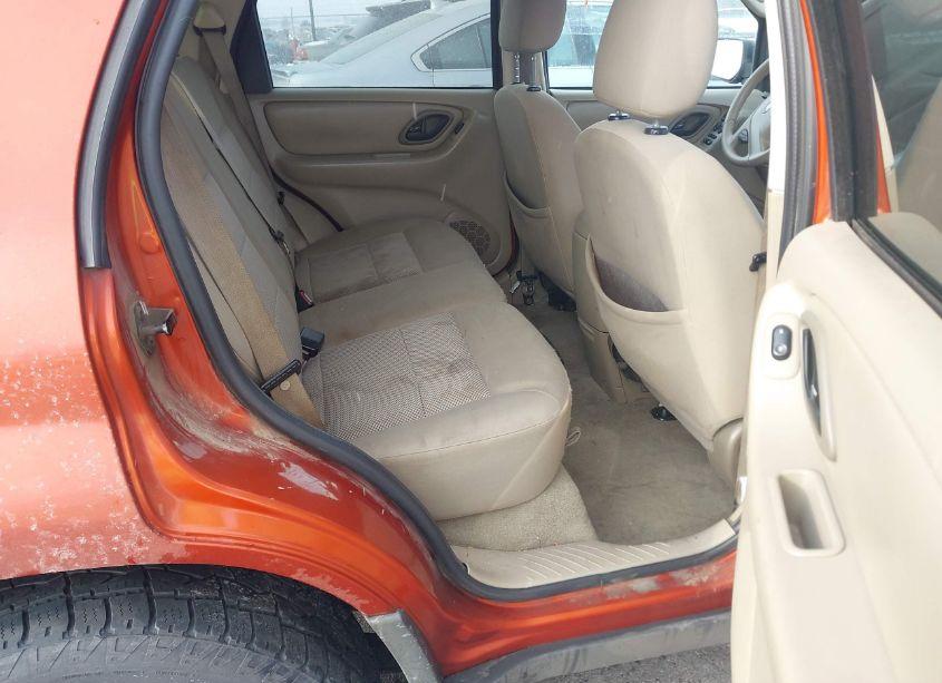 Photo 8 of 2006 Ford Escape XLT/XLT SPORT (VIN 1FMYU93136KB88456)