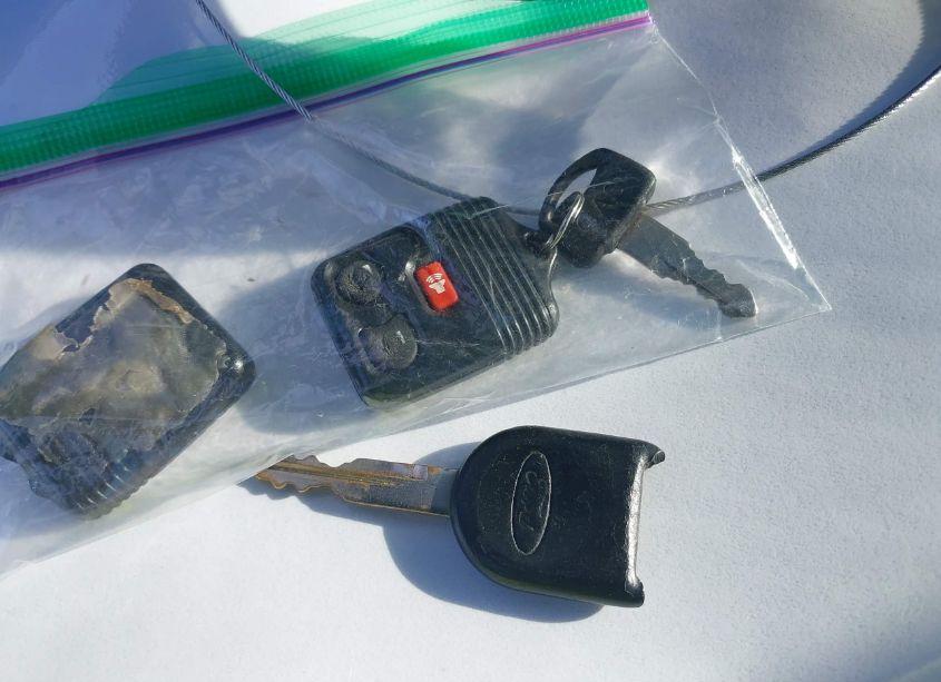 Photo 11 of 2006 Ford Escape XLT/XLT SPORT (VIN 1FMYU93136KB99442)