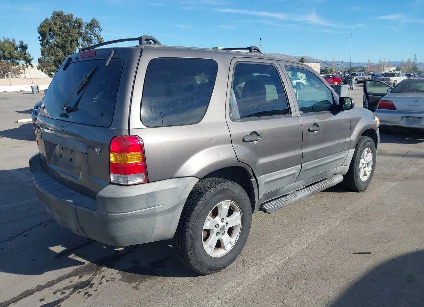 Photo 4 of 2006 Ford Escape XLT/XLT SPORT (VIN 1FMYU93136KB99442)