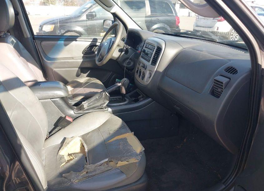 Photo 5 of 2006 Ford Escape XLT/XLT SPORT (VIN 1FMYU93136KB99442)