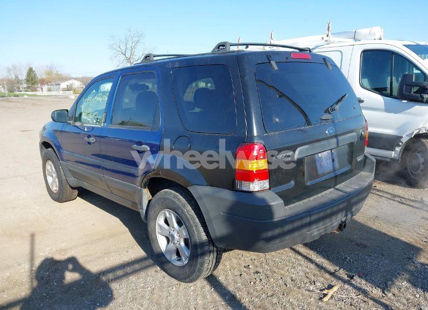 Photo 3 of 2007 Ford Escape XLT/XLT SPORT (VIN 1FMYU93137KA13657)