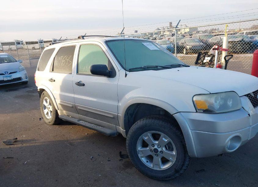 Photo 13 of 2007 Ford Escape XLT/XLT SPORT (VIN 1FMYU93137KB07098)