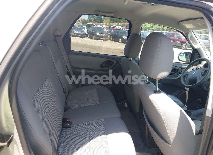 Photo 8 of 2007 Ford Escape XLT/XLT SPORT (VIN 1FMYU93137KB87437)