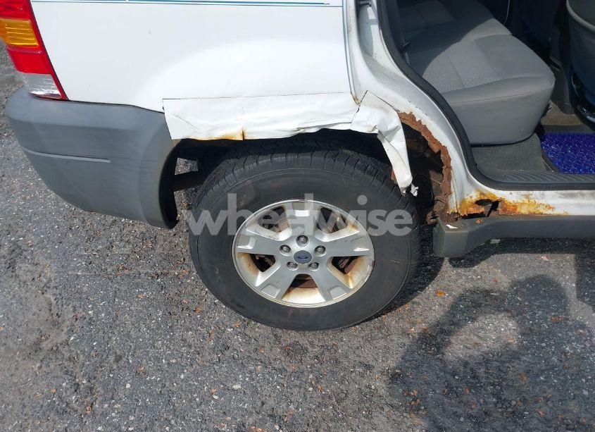 Photo 12 of 2007 Ford Escape XLT/XLT SPORT (VIN 1FMYU93137KC07508)