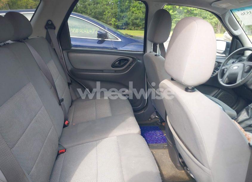 Photo 8 of 2007 Ford Escape XLT/XLT SPORT (VIN 1FMYU93137KC07508)