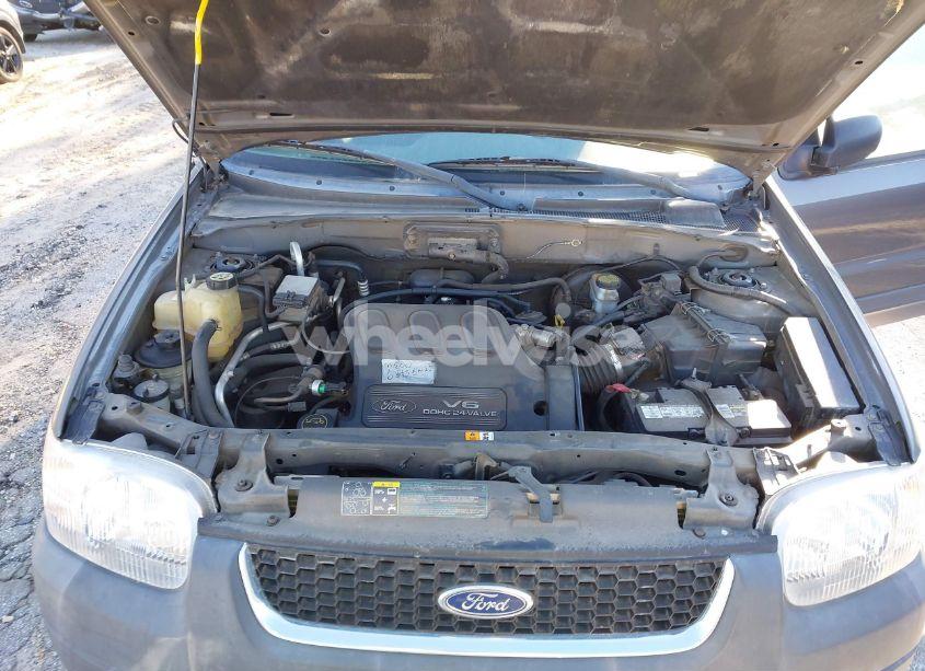 Photo 10 of 2003 Ford Escape XLT (VIN 1FMYU93143KA09661)