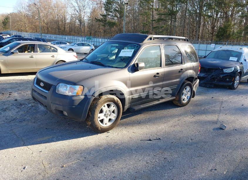 Photo 2 of 2003 Ford Escape XLT (VIN 1FMYU93143KA09661)