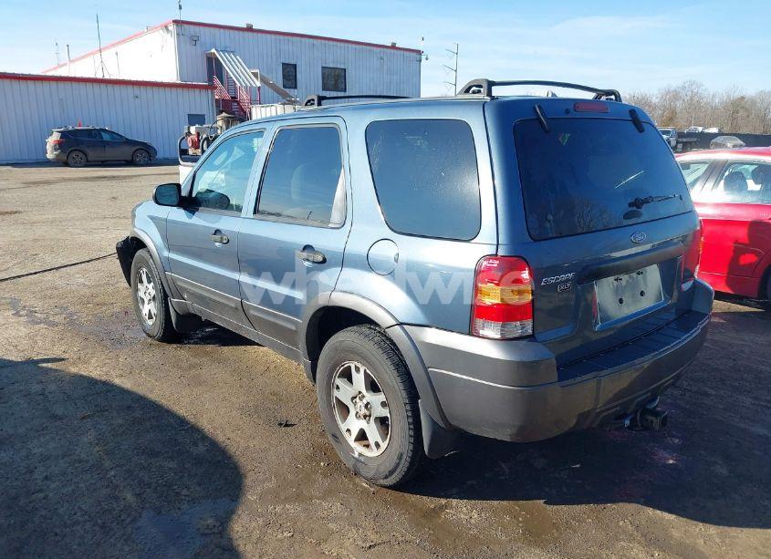 Photo 3 of 2005 Ford Escape XLT (VIN 1FMYU93145KA08173)