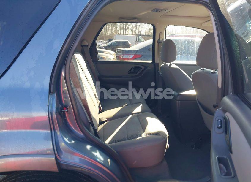 Photo 8 of 2005 Ford Escape XLT (VIN 1FMYU93145KA08173)