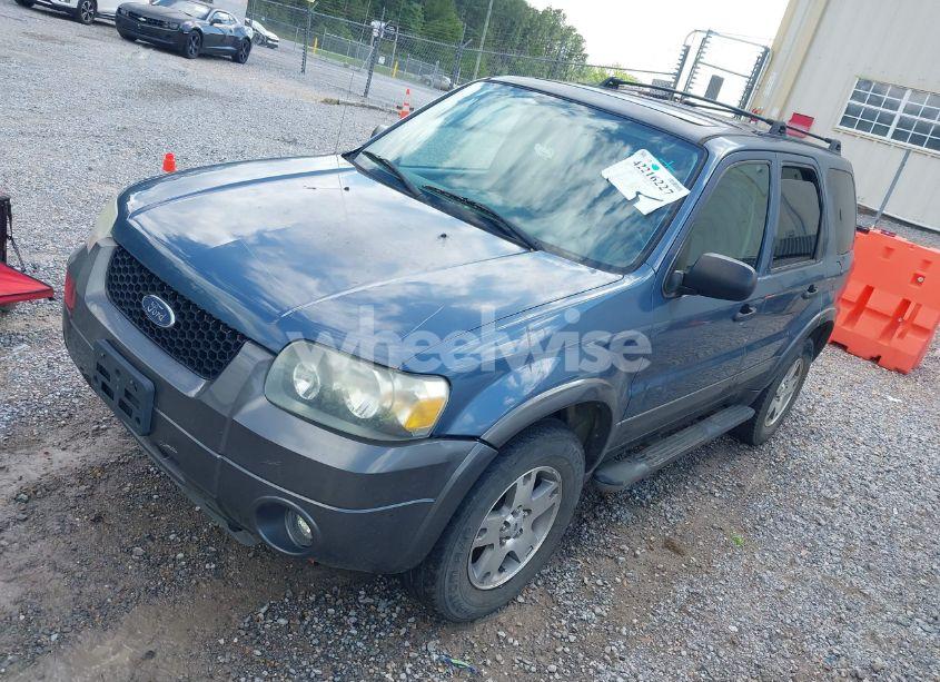 Photo 2 of 2005 Ford Escape XLT (VIN 1FMYU93145KA40265)