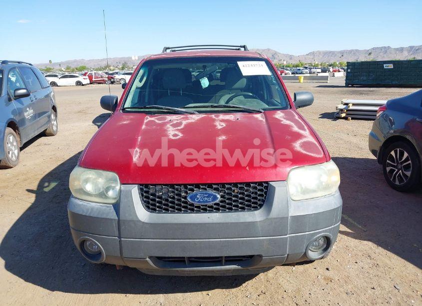 Photo 6 of 2005 Ford Escape XLT (VIN 1FMYU93145KD17710)