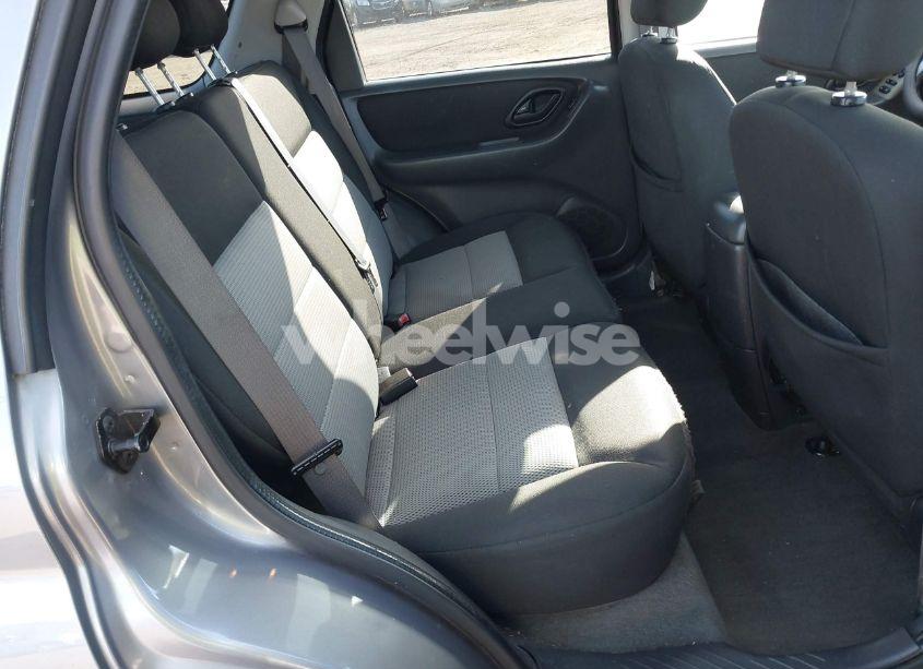 Photo 8 of 2007 Ford Escape XLT/XLT SPORT (VIN 1FMYU93147KA75469)