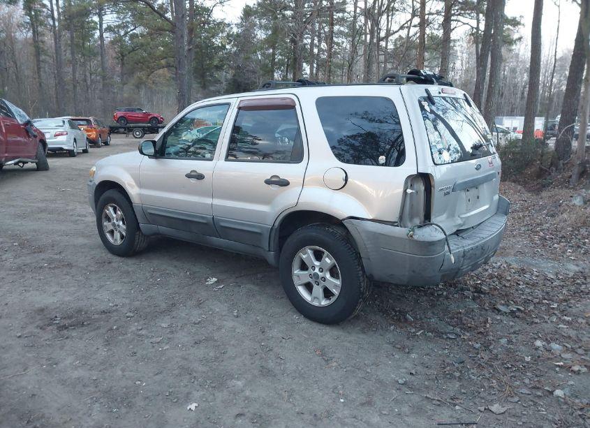Photo 3 of 2007 Ford Escape XLT/XLT SPORT (VIN 1FMYU93147KC04357)