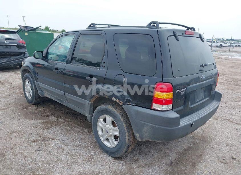 Photo 3 of 2003 Ford Escape XLT (VIN 1FMYU93153KB00986)