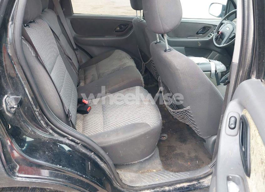 Photo 8 of 2003 Ford Escape XLT (VIN 1FMYU93153KB00986)