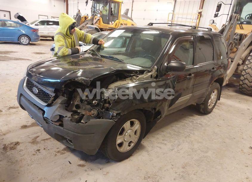 Photo 2 of 2003 Ford Escape XLT (VIN 1FMYU93153KC42657)