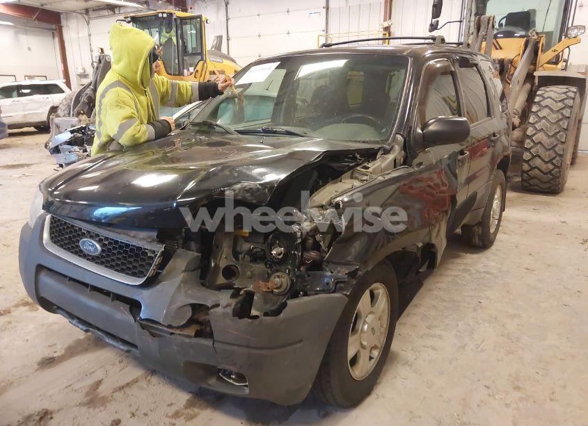 Photo 6 of 2003 Ford Escape XLT (VIN 1FMYU93153KC42657)