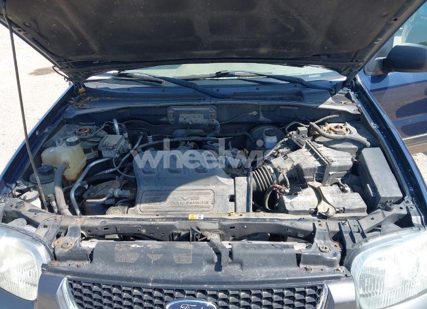 Photo 10 of 2004 Ford Escape XLT (VIN 1FMYU93154KA24168)