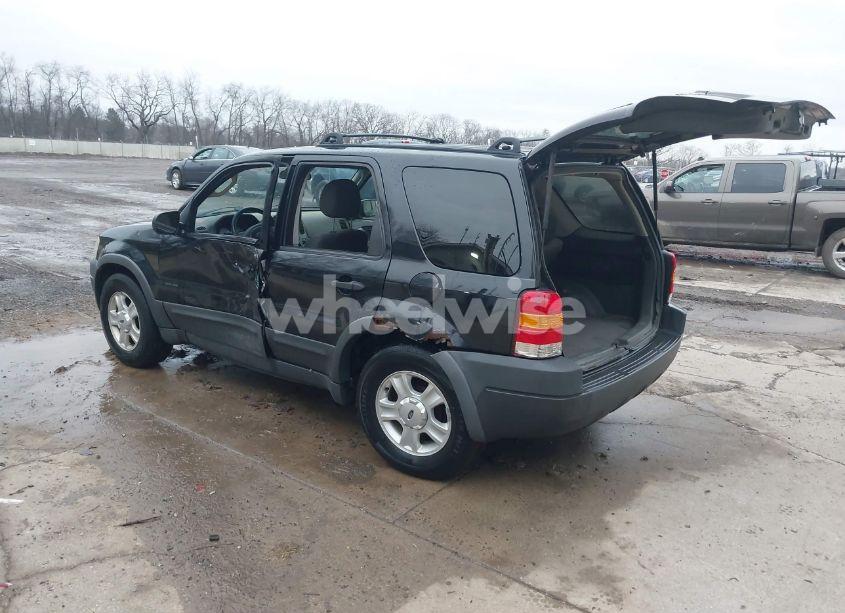 Photo 3 of 2004 Ford Escape XLT (VIN 1FMYU93154KA35073)