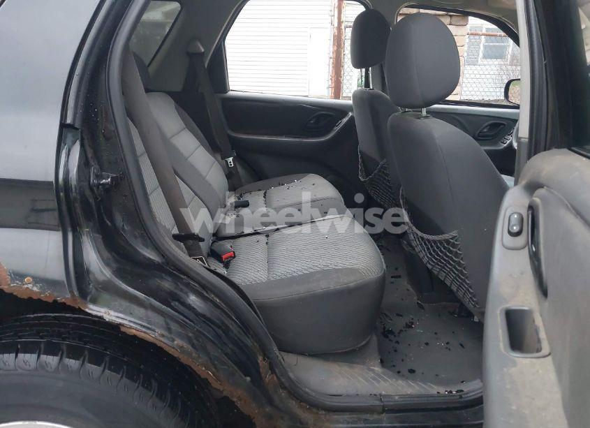 Photo 8 of 2004 Ford Escape XLT (VIN 1FMYU93154KA35073)