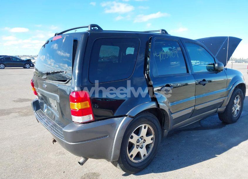 Photo 13 of 2004 Ford Escape XLT (VIN 1FMYU93154KA79798)